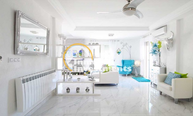 Till salu - Villa - Villamartin - Bosque de las Lomas 