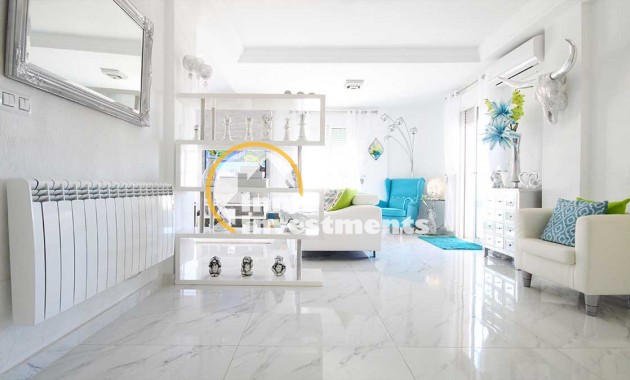 Till salu - Villa - Villamartin - Bosque de las Lomas 