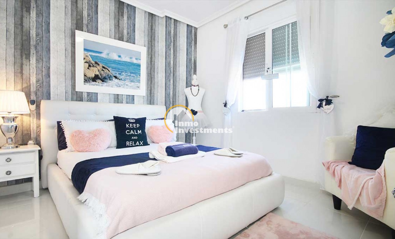 Till salu - Villa - Villamartin - Bosque de las Lomas 