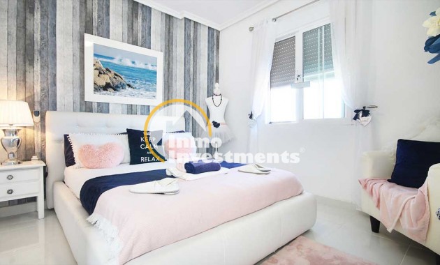 Till salu - Villa - Villamartin - Bosque de las Lomas 