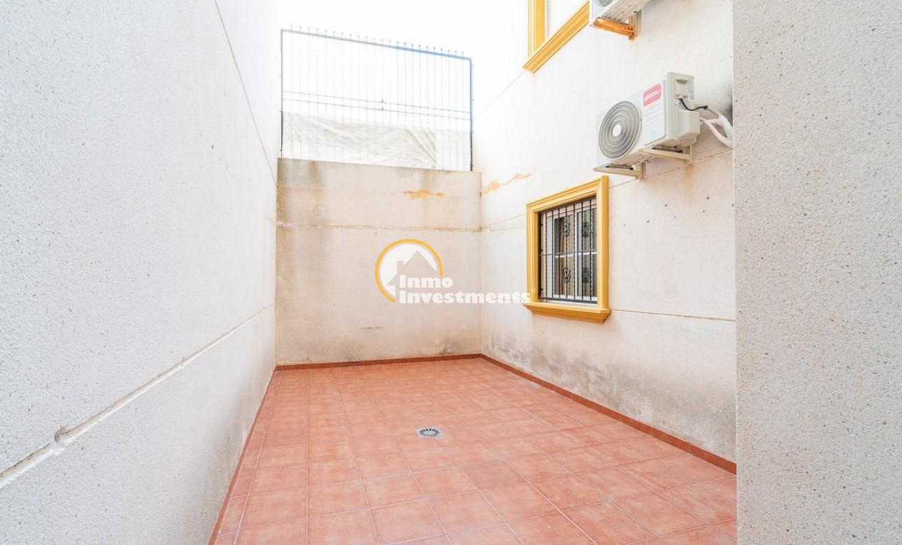 Till salu - Bungalow - Lomas de Cabo Roig - Playa Golf