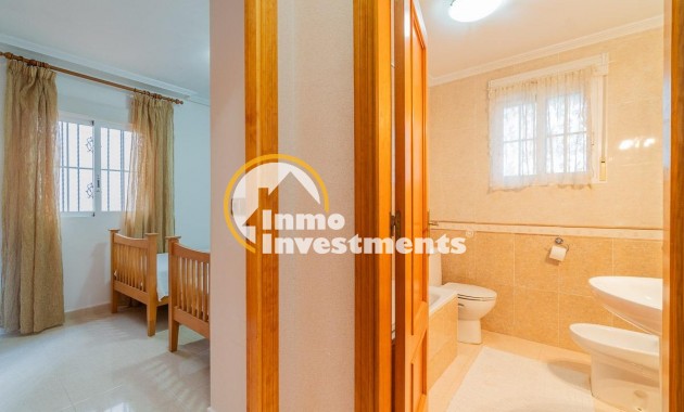 Till salu - Bungalow - Lomas de Cabo Roig - Playa Golf