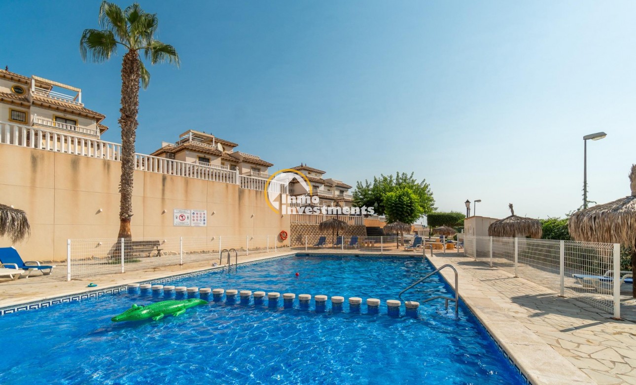 Till salu - Bungalow - Lomas de Cabo Roig - Playa Golf