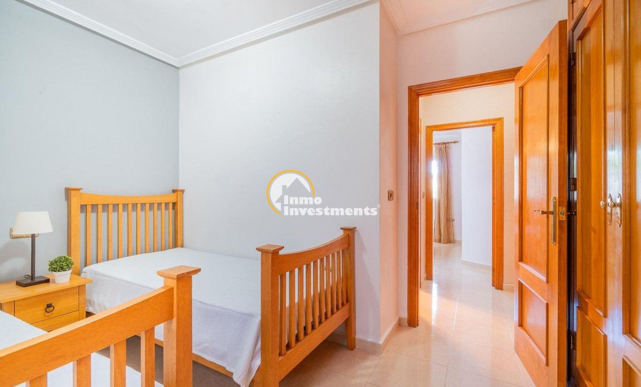 Till salu - Bungalow - Lomas de Cabo Roig - Playa Golf