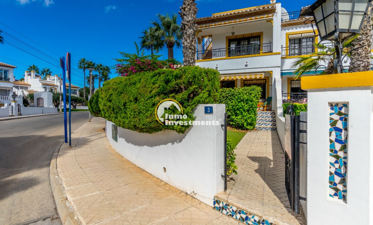 Resale - Apartment - Villamartin - Valencias