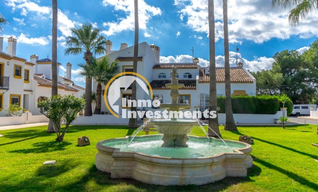 Resale - Apartment - Villamartin - Valencias