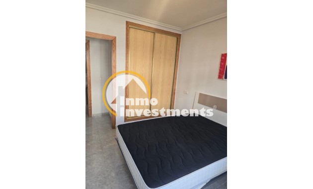 Resale - Apartment - Daya Vieja - Costa Blanca