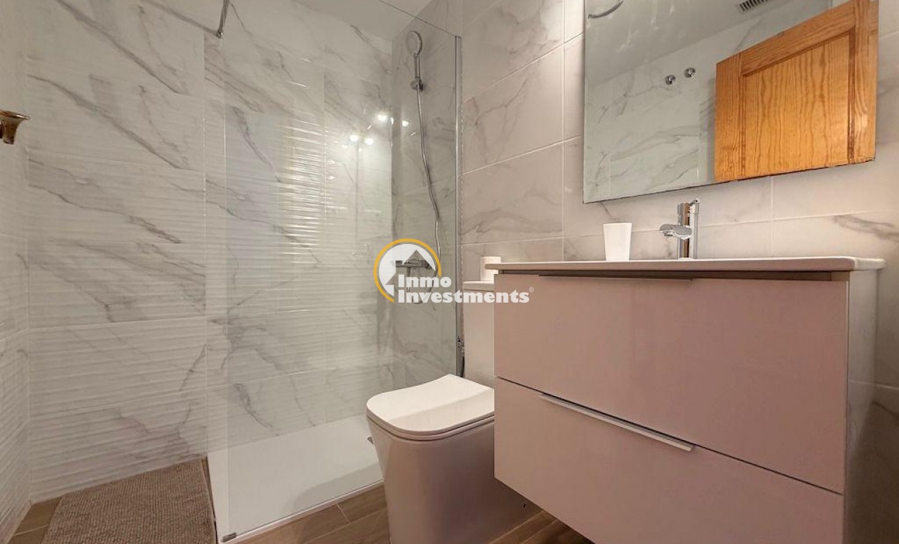 Resale - Apartment - Villamartin - Las Filipinas