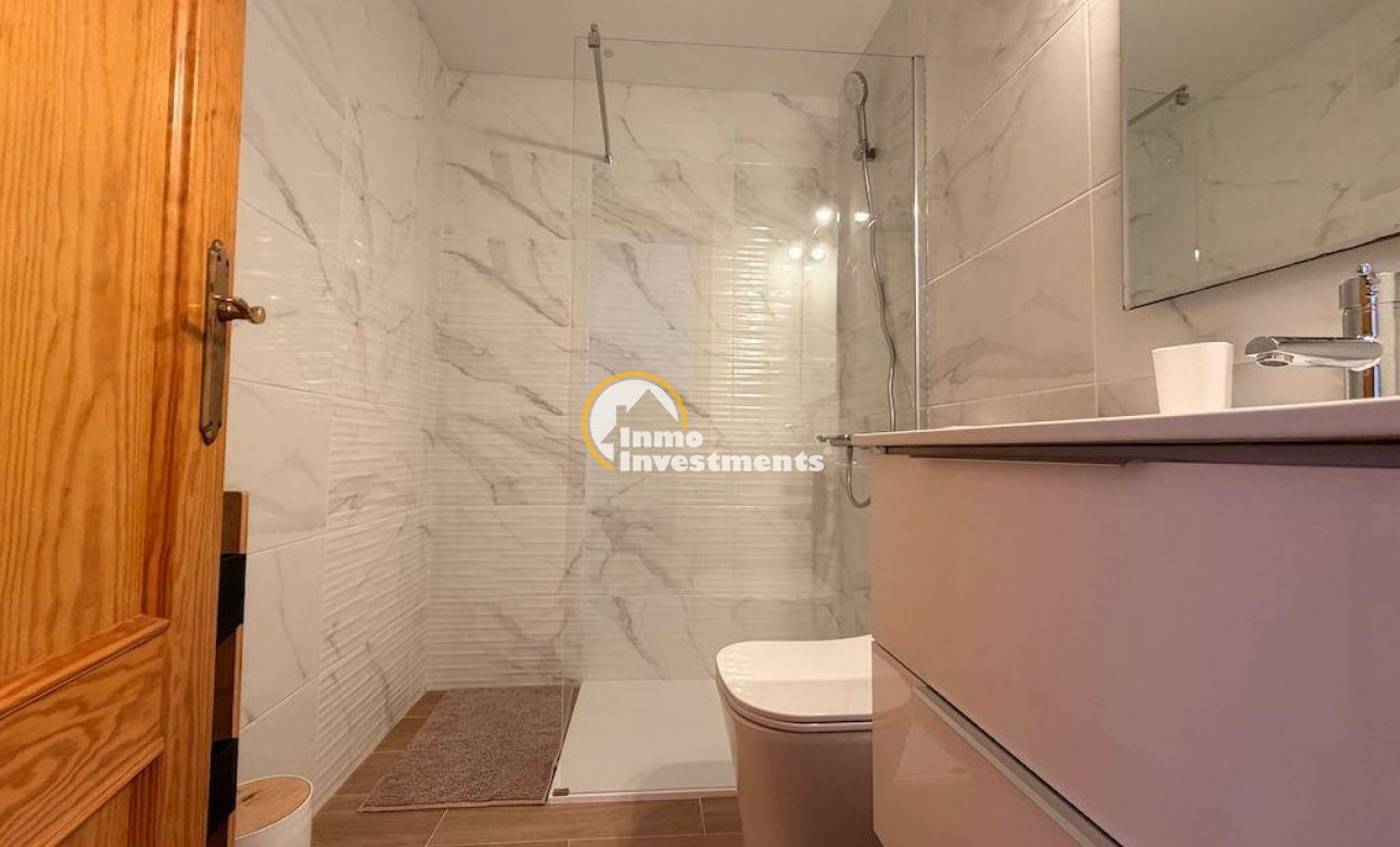 Resale - Apartment - Villamartin - Las Filipinas