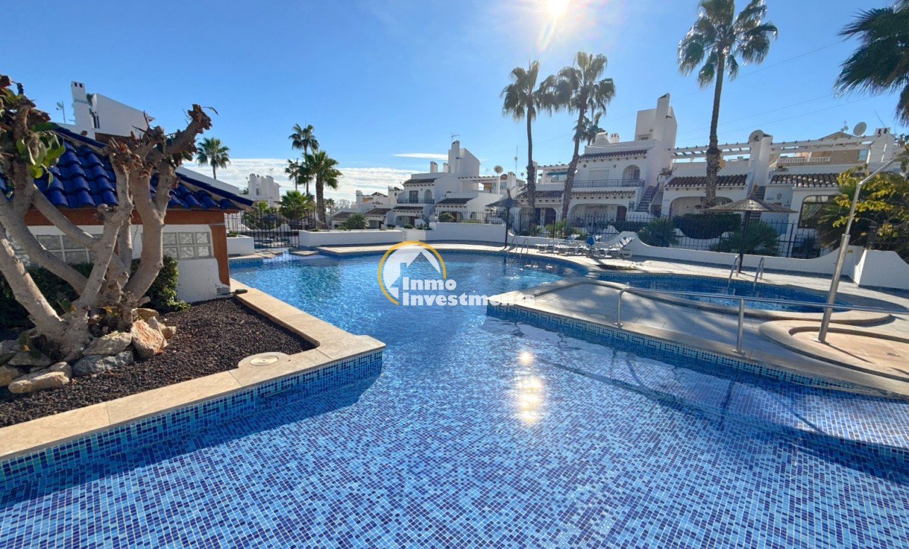 Resale - Town house - Villamartin - Verdemar