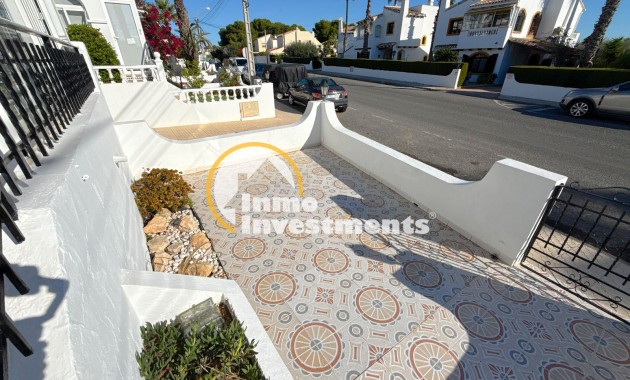 Resale - Town house - Villamartin - Verdemar