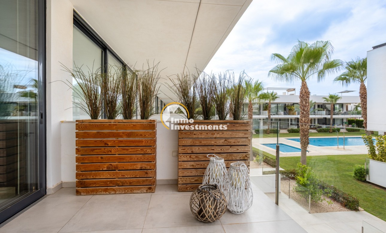 Resale - Apartment - Mar de Cristal