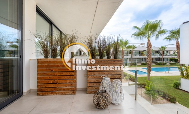 Resale - Apartment - Mar de Cristal