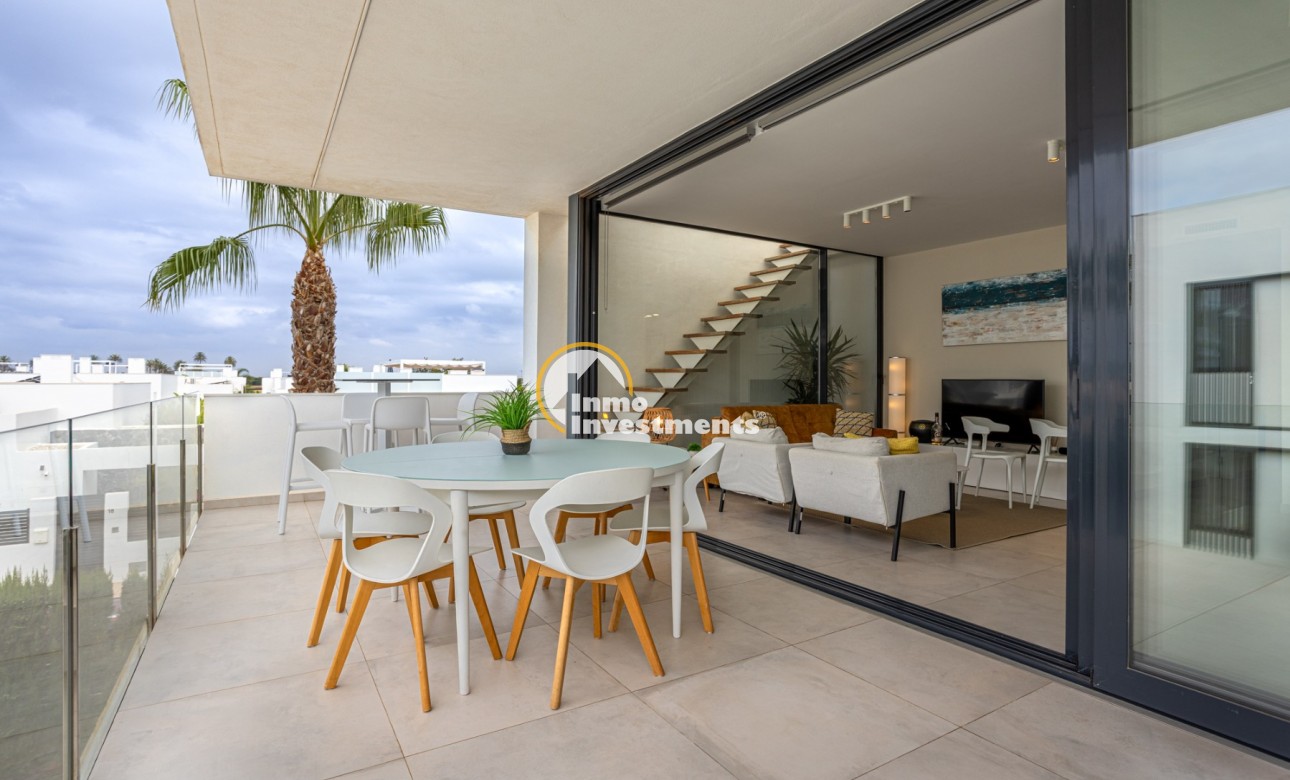 Resale - Apartment - Mar de Cristal