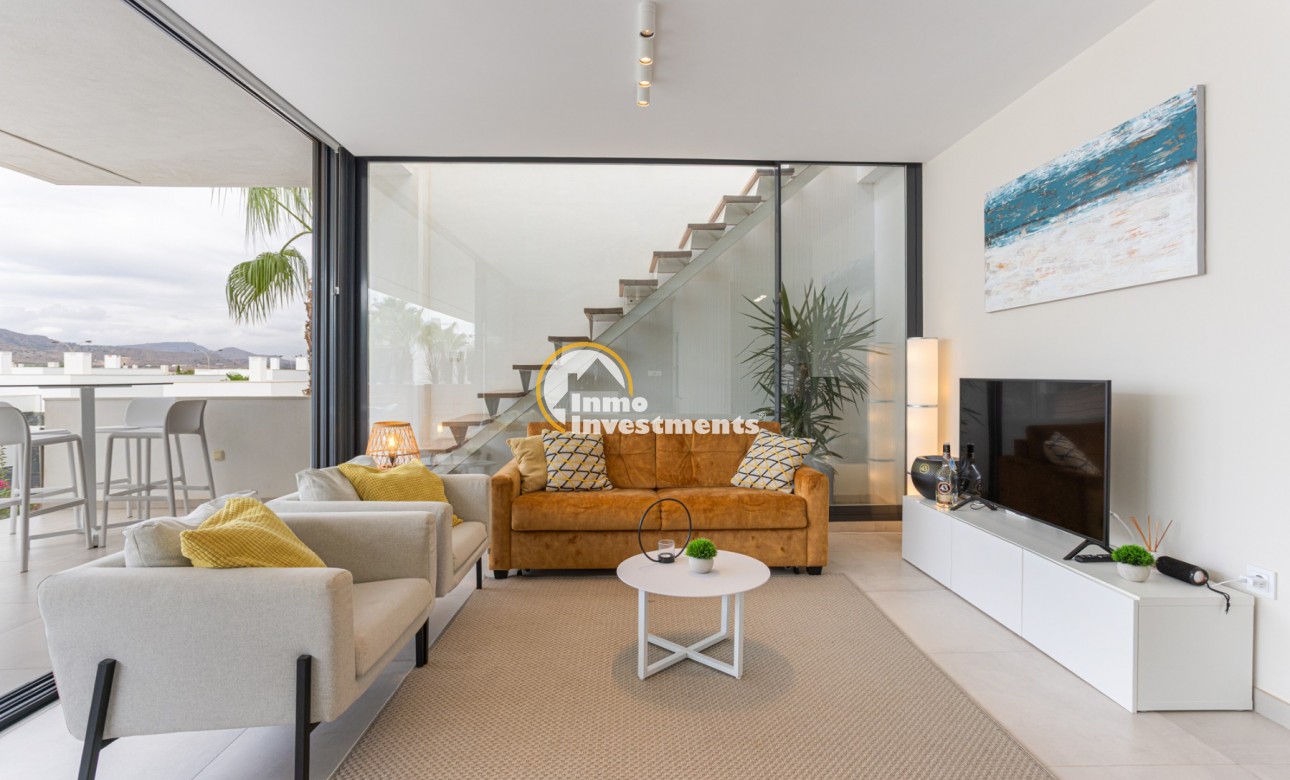 Resale - Apartment - Mar de Cristal