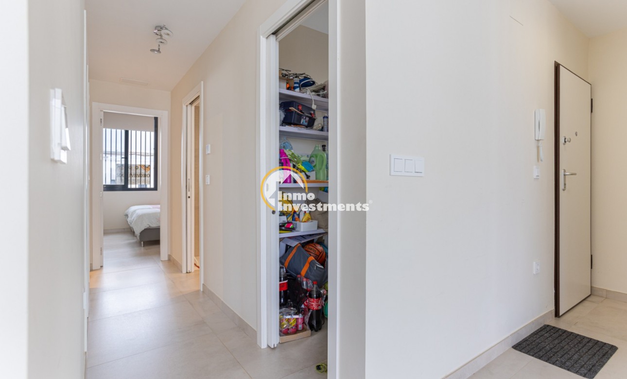 Resale - Apartment - Mar de Cristal