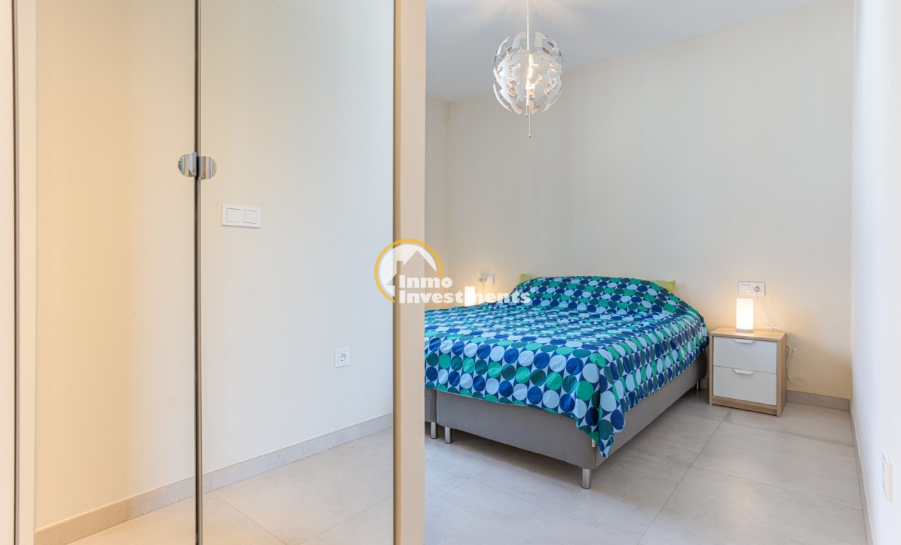 Resale - Apartment - Mar de Cristal