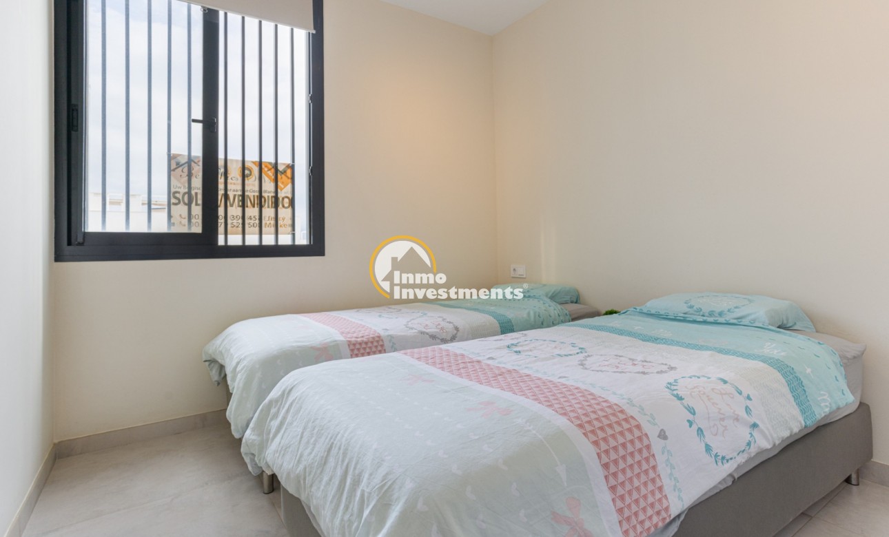 Resale - Apartment - Mar de Cristal