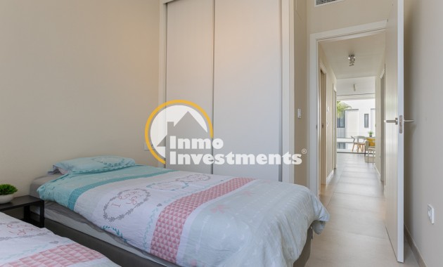 Resale - Apartment - Mar de Cristal