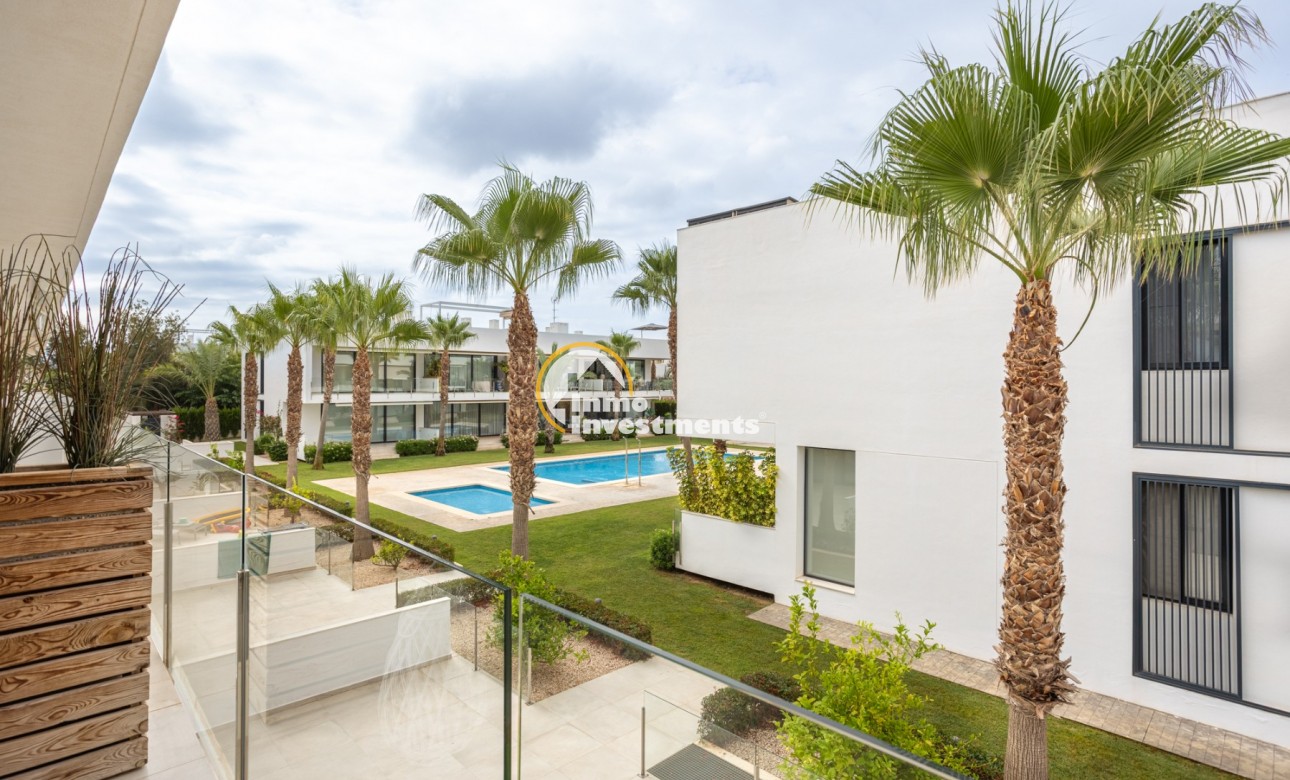 Resale - Apartment - Mar de Cristal