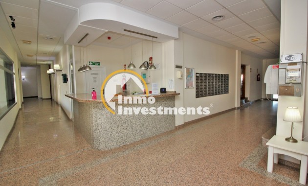 Resale - Apartment - Cabo Roig - Beachside