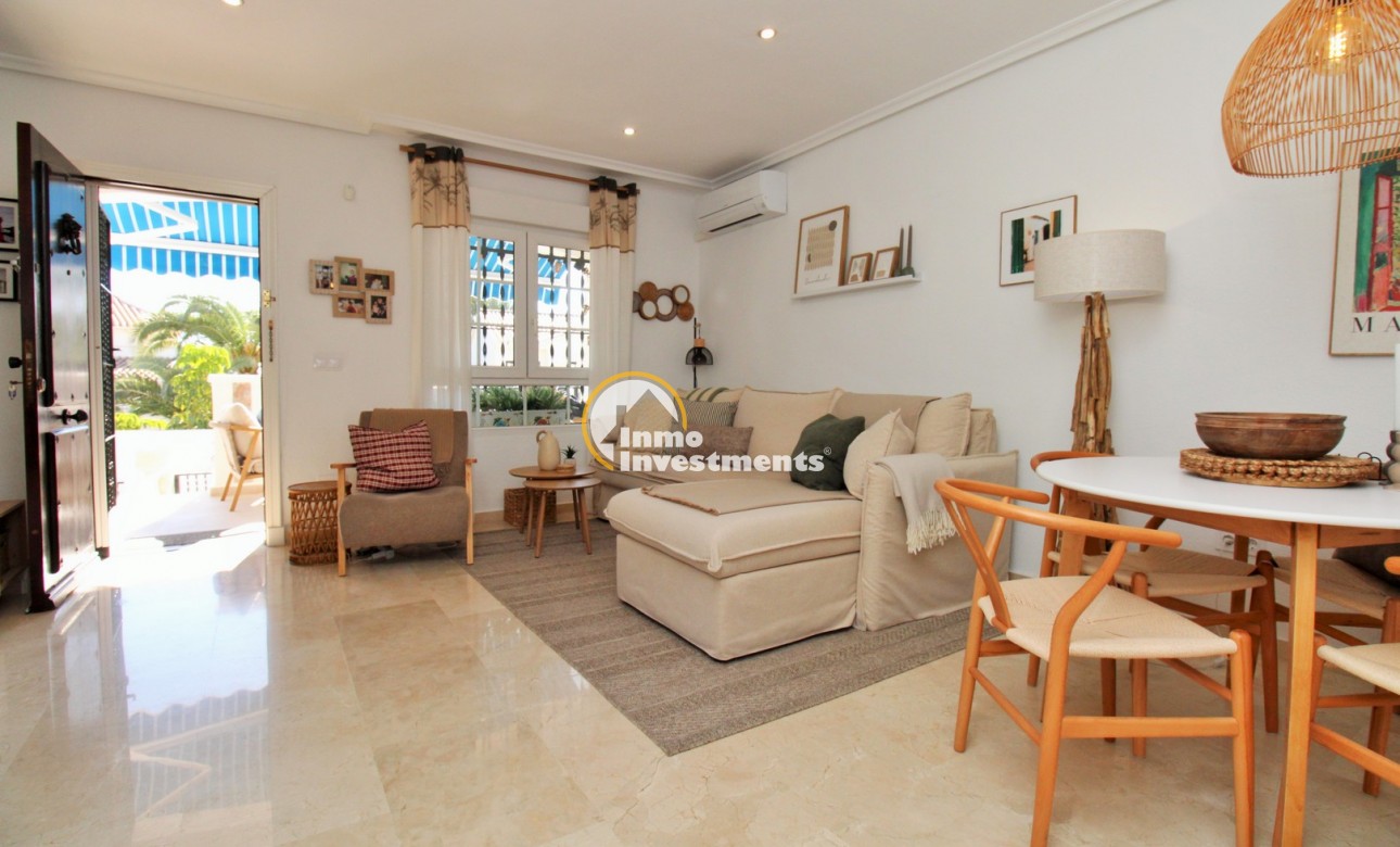 Reventa - Chalet adosado - Villamartin