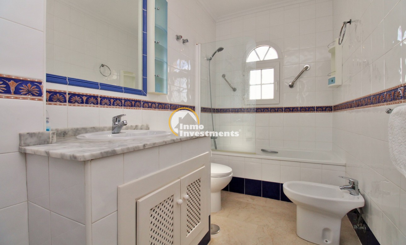 Reventa - Chalet adosado - Villamartin