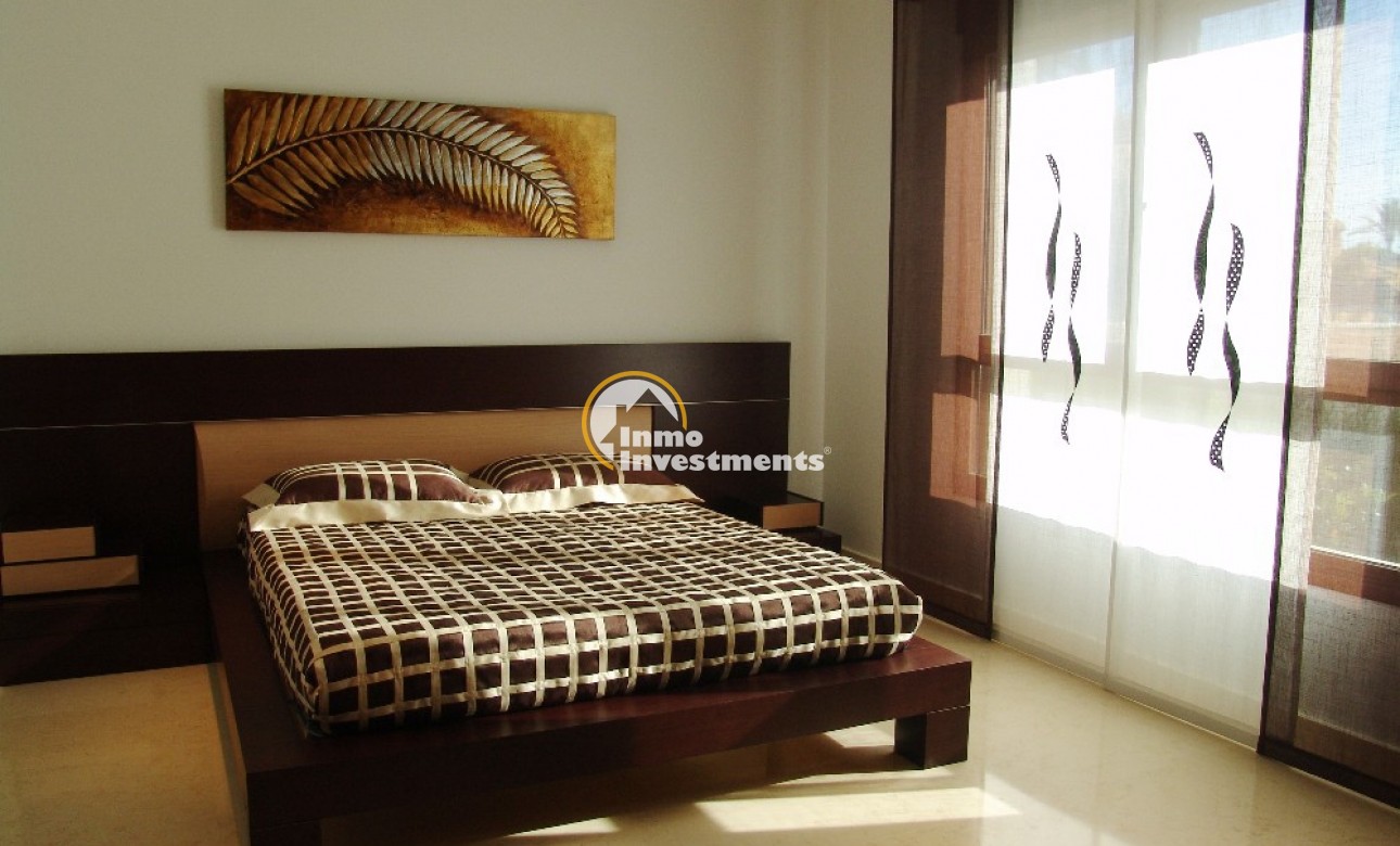 Resale - Villa - Cabo Roig