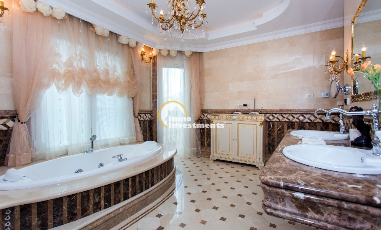 Gebrauchtimmobilien - Villa - Cabo Roig