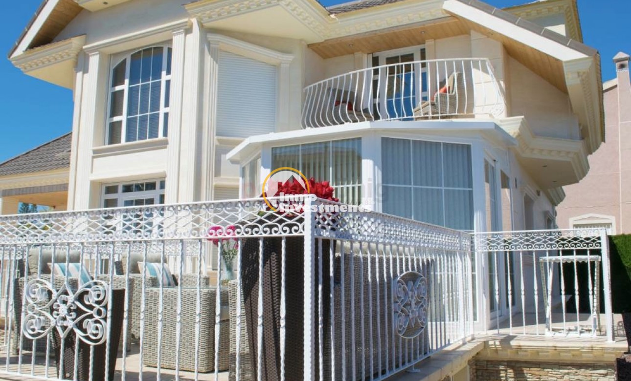 Reventa - Chalet independiente - Ciudad Quesada