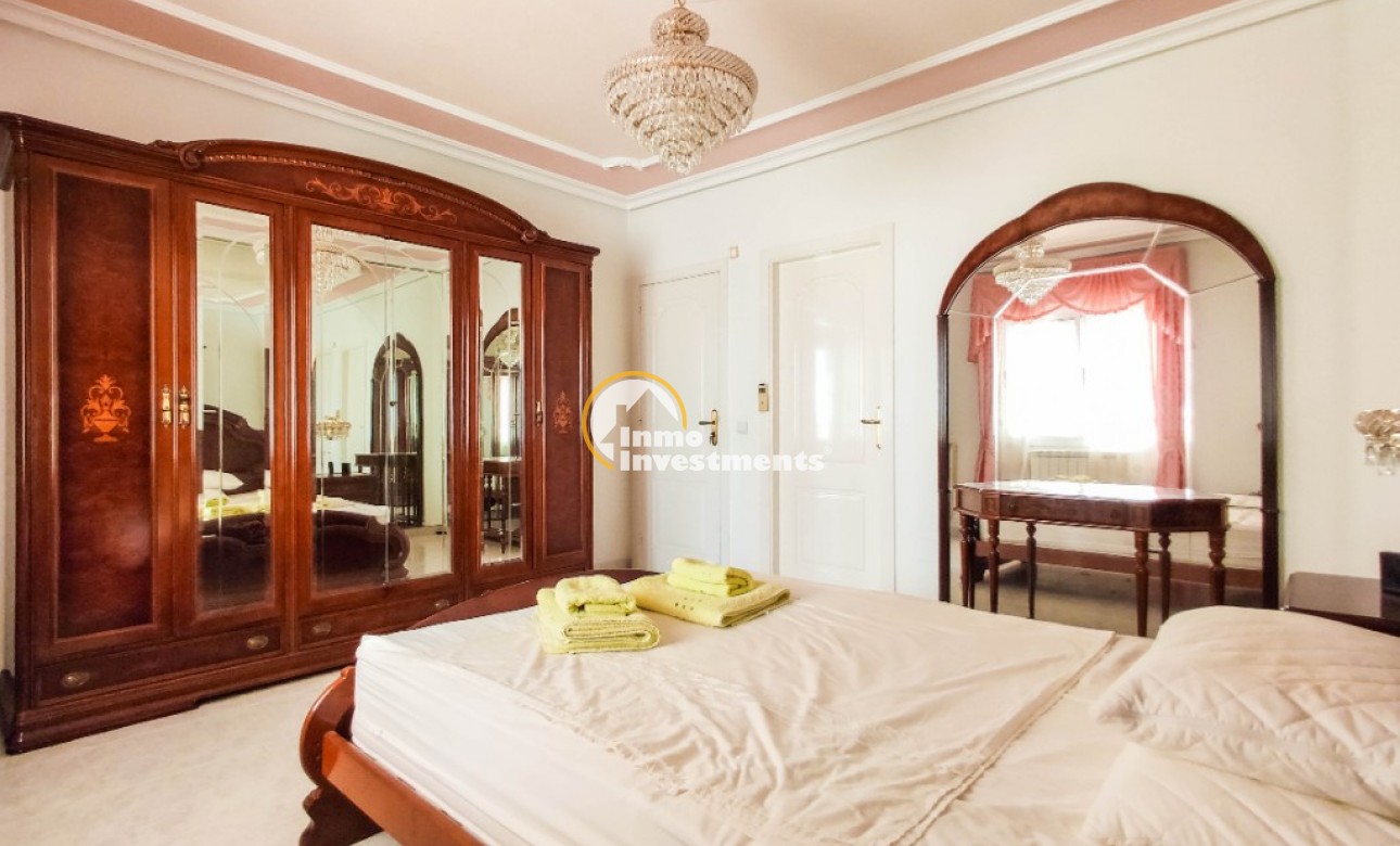 Bestaande bouw - Villa - Ciudad Quesada