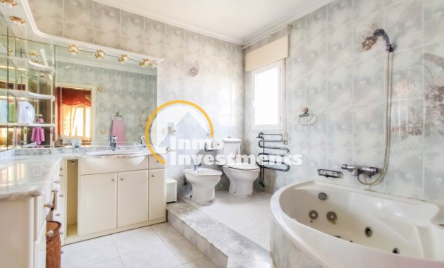 Bestaande bouw - Villa - Ciudad Quesada