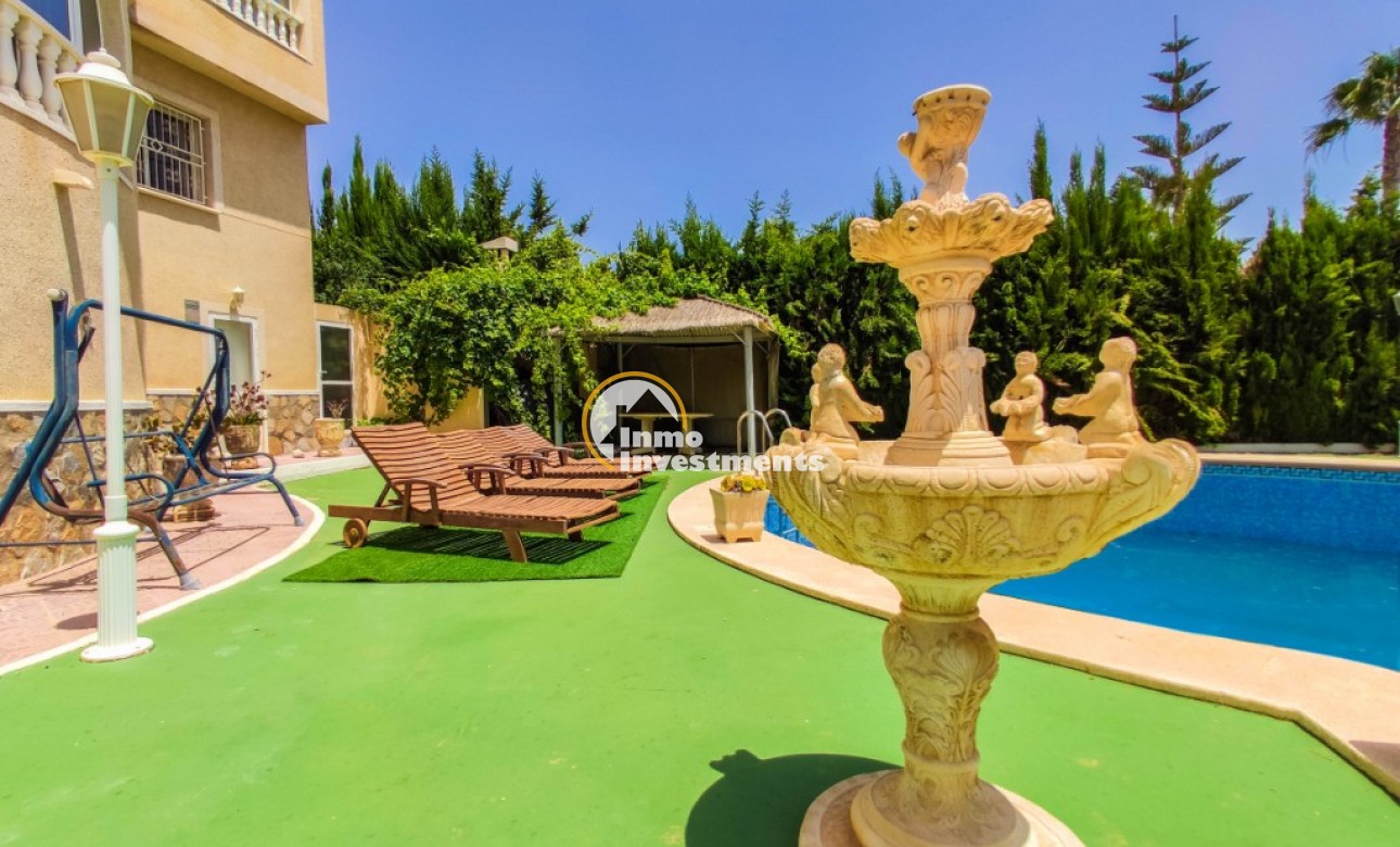 Bestaande bouw - Villa - Ciudad Quesada