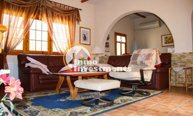 Bestaande bouw - Finca - Daya Vieja - 