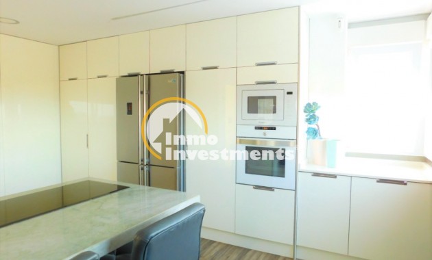 Resale - Villa - Guardamar del Segura