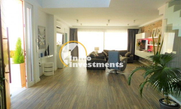 Resale - Villa - Guardamar del Segura