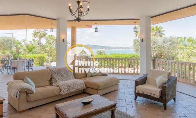 Resale - Villa - Costa Blanca - Orihuela Costa