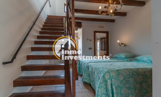 Resale - Villa - Costa Blanca - Orihuela Costa