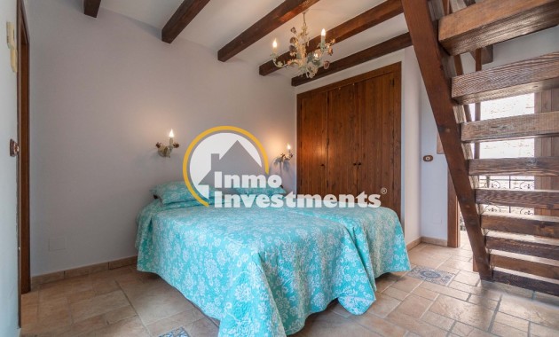 Resale - Villa - Costa Blanca - Orihuela Costa