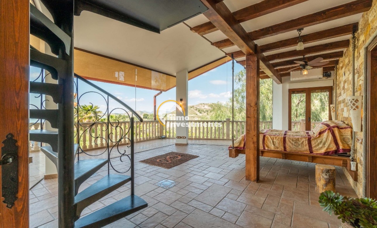 Resale - Villa - Costa Blanca - Orihuela Costa