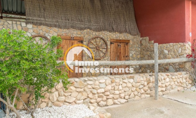 Resale - Villa - Costa Blanca - Orihuela Costa