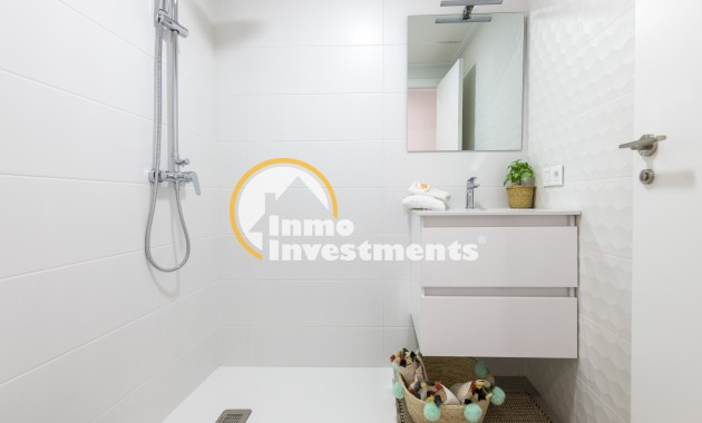 Neubau Immobilien - Apartment - Villamartin