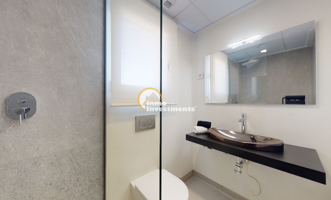 Obra nueva - Chalet independiente - Alicante