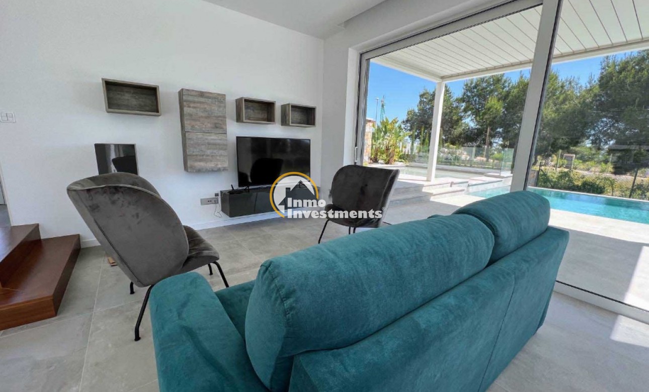 Resale - Villa - Las Colinas - Las Colinas Golf