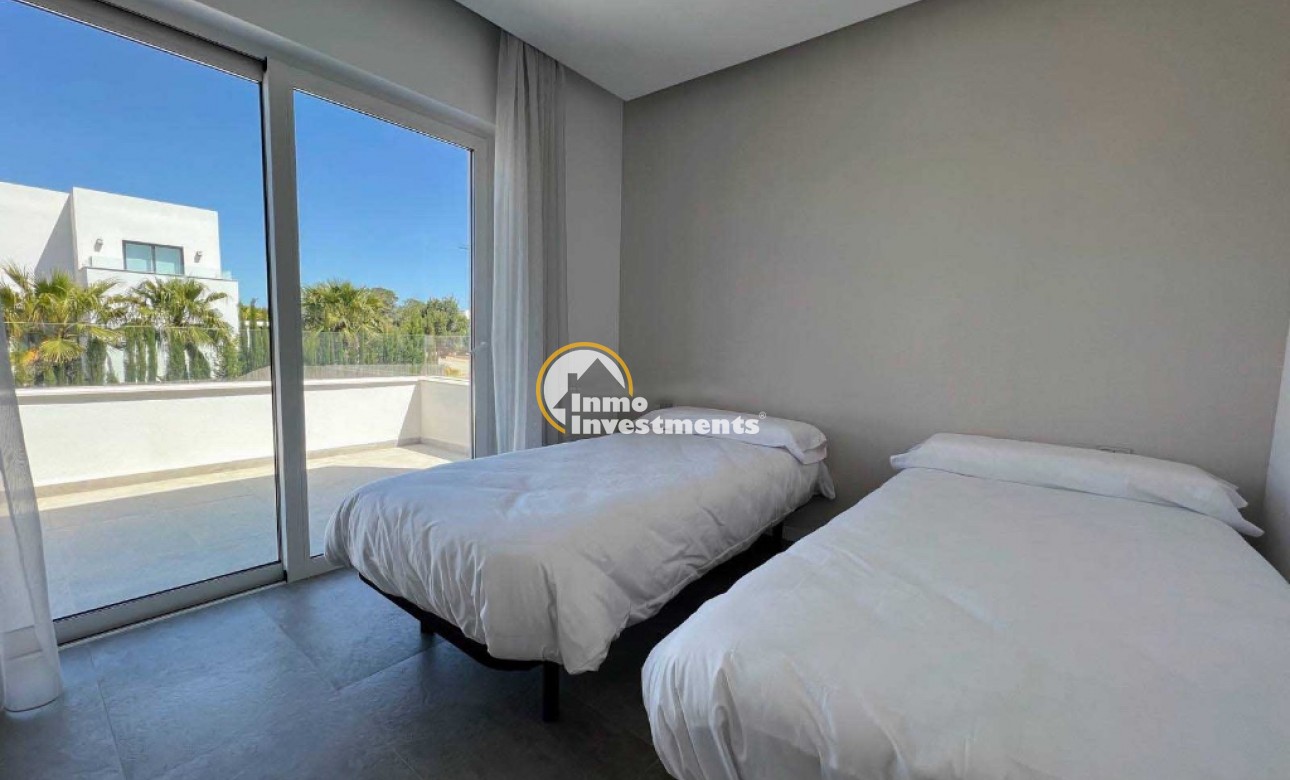 Resale - Villa - Las Colinas - Las Colinas Golf