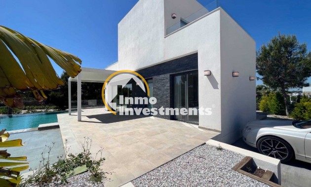 Resale - Villa - Las Colinas - Las Colinas Golf