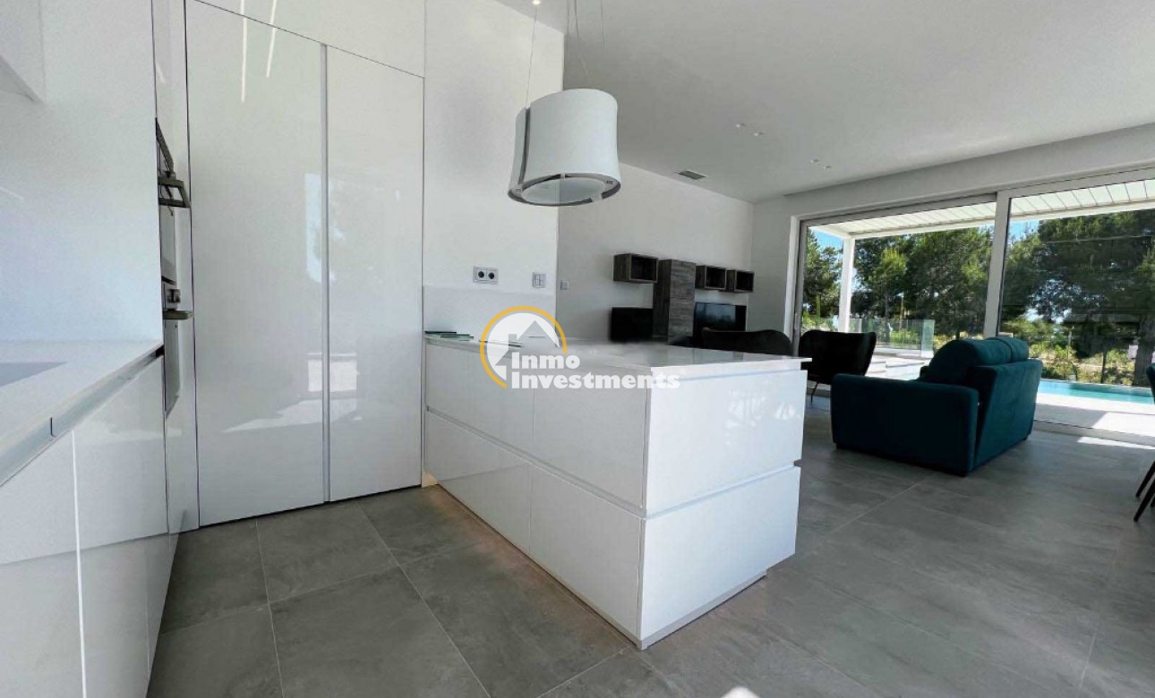 Resale - Villa - Las Colinas - Las Colinas Golf