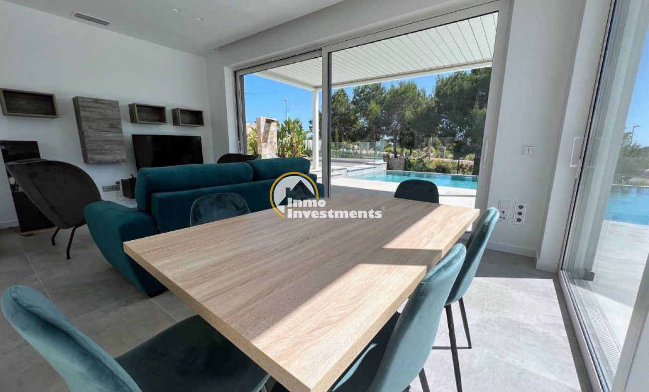 Resale - Villa - Las Colinas - Las Colinas Golf