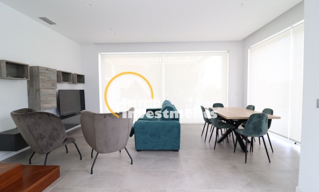 Resale - Villa - Las Colinas - Las Colinas Golf