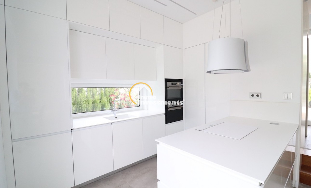 Resale - Villa - Las Colinas - Las Colinas Golf